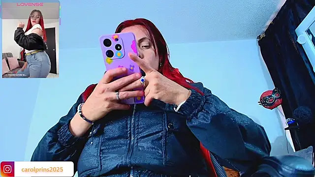 carolinhe  online show from 11/05/25, 07:58