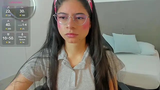 Snapshot of carlina_15 chatting on 02/12/26, 12:22 carlina 15 online show from 02/12/26, 12:22