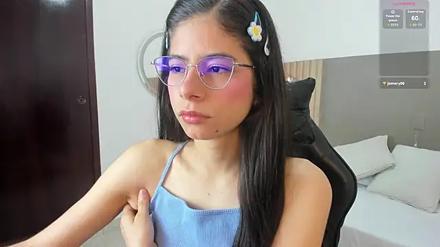 carlina 15 online show from 04/05/26, 12:35