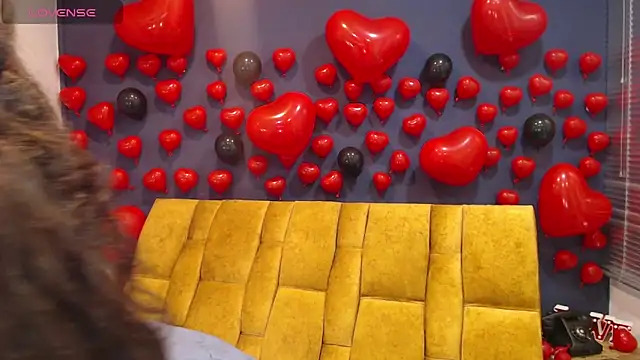 KendraaSimons online show from 02/16/26, 07:54