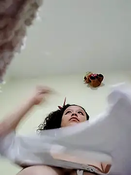 Snapshot of You-sexy-starr chatting on 10/14/25, 11:27 You-sexy-starr online show from 10/14/25, 11:27