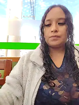 Snapshot of You-sexy-starr chatting on 11/26/25, 06:20 You-sexy-starr online show from 11/26/25, 06:20