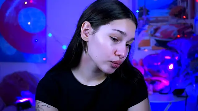 Snapshot of KimClarks_ chatting on 09/20/25, 05:03 KimClarks online show from 09/20/25, 05:03