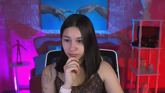 Snapshot of KimClarks_ chatting on 11/08/25, 12:27 KimClarks online show from 11/08/25, 12:27