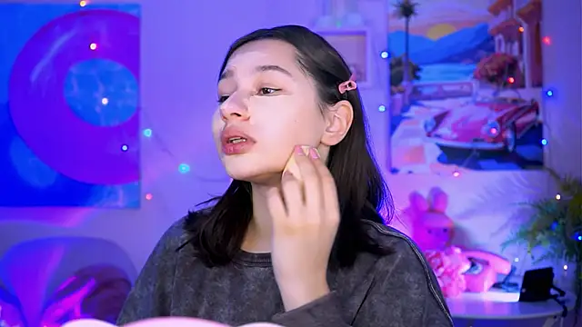 KimClarks  online show from 11/13/25, 12:26