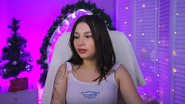 KimClarks  online show from 12/13/25, 07:53