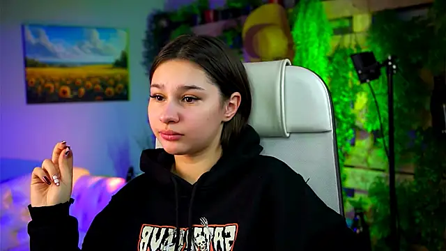 KimClarks  online show from 02/09/26, 03:38