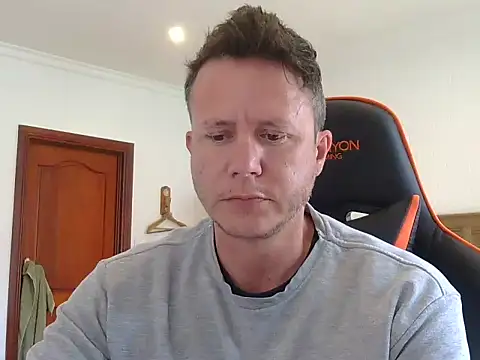 TroyDieselXXX online show from 11/25/25, 05:07