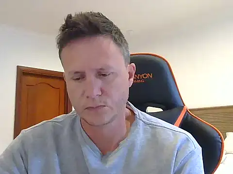 TroyDieselXXX online show from 12/22/25, 05:04