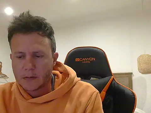 TroyDieselXXX online show from 02/17/26, 06:36