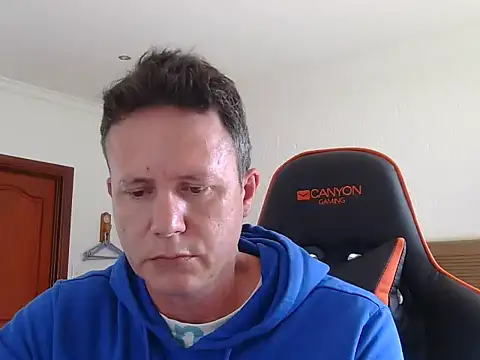 TroyDieselXXX online show from 04/23/26, 09:52