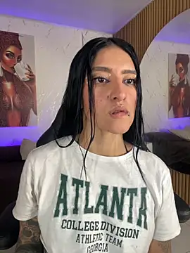 Snapshot of Scaarlettfox chatting on 11/04/25, 07:35 Scaarlettfox online show from 11/04/25, 07:35