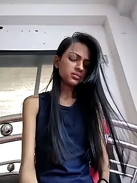 Snapshot of Your-Kitkat chatting on 10/21/25, 06:03 Your-Kitkat online show from 10/21/25, 06:03