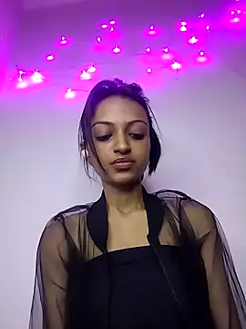 Snapshot of Your-Kitkat chatting on 11/15/25, 06:48 Your-Kitkat online show from 11/15/25, 06:48