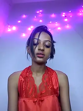 Snapshot of Your-Kitkat chatting on 11/16/25, 03:06 Your-Kitkat online show from 11/16/25, 03:06