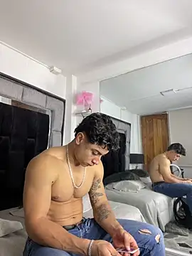 MR MUSCLE online show from 12/19/25, 12:34