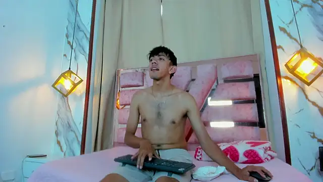 Snapshot of kameron_and_Nick chatting on 09/10/25, 08:09 kameron and Nick online show from 09/10/25, 08:09