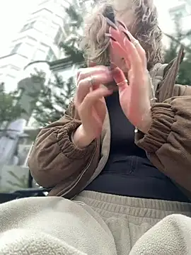 KellyKeler online show from 01/10/26, 10:17