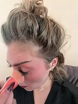 KellyKeler online show from 01/18/26, 10:41