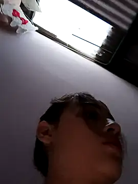 Snapshot of Arii_collins1 chatting on 09/23/25, 10:35 Arii collins1 online show from 09/23/25, 10:35