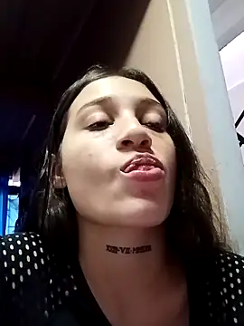 Snapshot of Arii_collins1 chatting on 10/08/25, 07:00 Arii collins1 online show from 10/08/25, 07:00