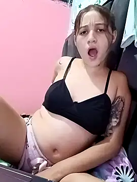 Snapshot of Arii_collins1 chatting on 10/12/25, 04:55 Arii collins1 online show from 10/12/25, 04:55