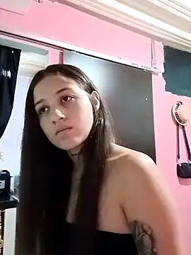 Snapshot of Arii_collins1 chatting on 10/17/25, 06:54 Arii collins1 online show from 10/17/25, 06:54