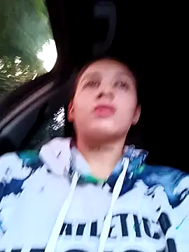 Snapshot of Arii_collins1 chatting on 10/18/25, 12:39 Arii collins1 online show from 10/18/25, 12:39