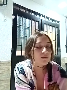 Snapshot of Arii_collins1 chatting on 11/15/25, 12:41 Arii collins1 online show from 11/15/25, 12:41