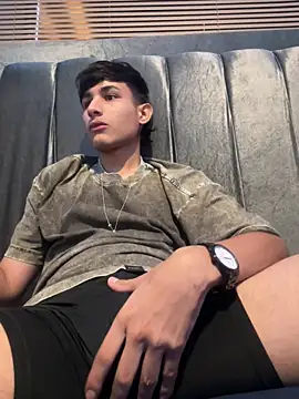 cody fox10 online show from 11/26/25, 08:43