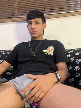 cody fox10 online show from 04/23/26, 01:35