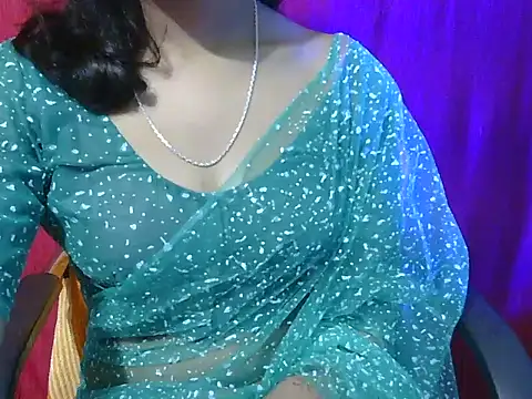 Snapshot of lovely_soniya chatting on 05/02/26, 04:17 lovely soniya online show from 05/02/26, 04:17