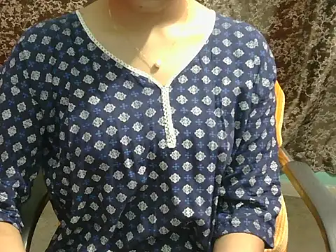 Snapshot of lovely_soniya chatting on 05/12/26, 05:48 lovely soniya online show from 05/12/26, 05:48