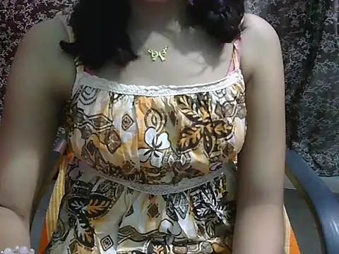 Snapshot of lovely_soniya chatting on 05/28/26, 06:21 lovely soniya online show from 05/28/26, 06:21