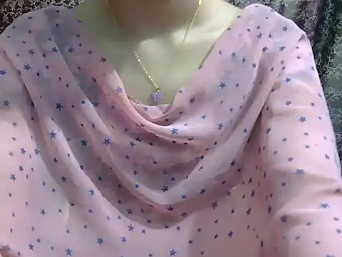 Snapshot of lovely_soniya chatting on 06/04/26, 05:24 lovely soniya online show from 06/04/26, 05:24