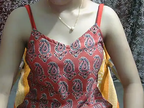Snapshot of lovely_soniya chatting on 06/20/26, 07:44 lovely soniya online show from 06/20/26, 07:44