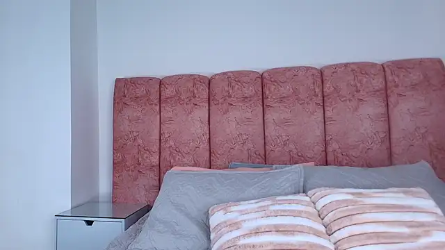 emmacurvy online show from 11/12/25, 03:07