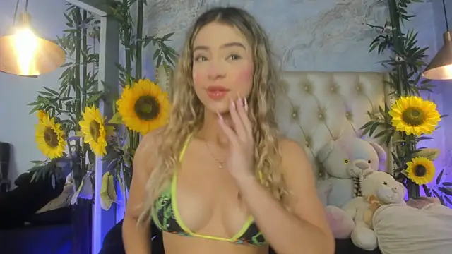 LittleeJaz online show from 05/22/26, 05:14