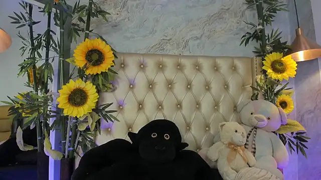 LittleeJaz online show from 07/17/26, 06:09