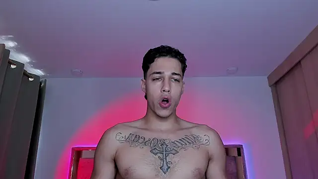 Snapshot of orionblaze69_ chatting on 06/23/26, 03:32 orionblaze69 online show from 06/23/26, 03:32
