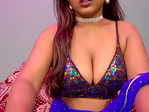 nylaahh-12 online show from 10/16/25, 06:20