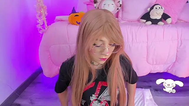 hannacutegod online show from 11/19/25, 06:02