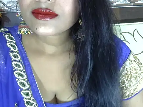 Snapshot of hotee_bhabi chatting on 10/05/25, 10:24 hotee bhabi online show from 10/05/25, 10:24