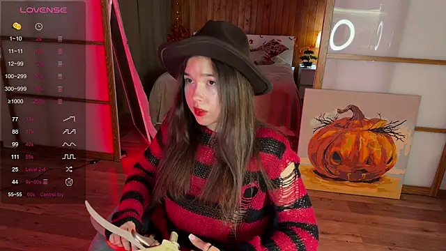 PlumyBun online show from 10/31/25, 01:12