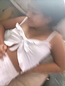 Fernanda30 online show from 09/18/25, 07:27