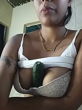 Snapshot of Fernanda30 chatting on 06/09/26, 02:28 Fernanda30 online show from 06/09/26, 02:28