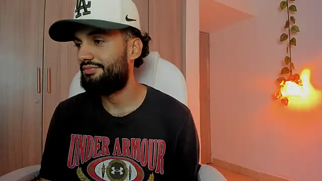 Snapshot of Ryan_Jackson_ chatting on 09/10/25, 11:38 Ryan Jackson  online show from 09/10/25, 11:38