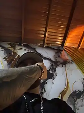 Ades Lowe online show from 11/02/25, 07:11