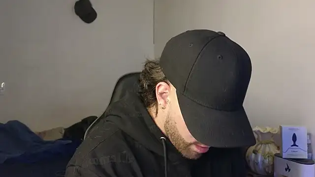 Ades Lowe online show from 04/06/26, 08:15