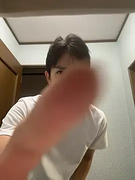 Snapshot of yuma0815 chatting on 11/01/25, 09:00 yuma0815 online show from 11/01/25, 09:00